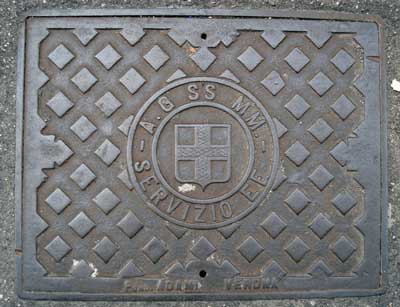 Italian Service access cover